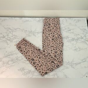 DYI Define Your Inspiration Peach Cheetah Full High Waist Leggings Medium​